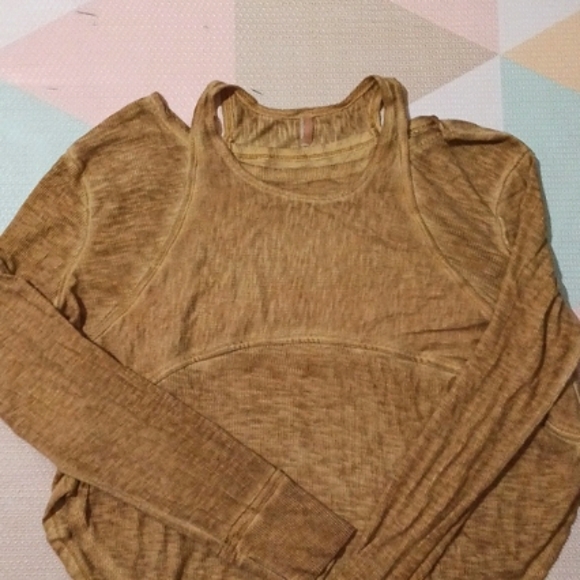 Free People Zenith High Low Thumbhole Top size S - Picture 2 of 12